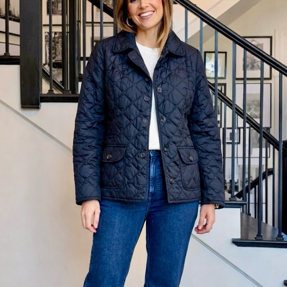 GAP Classic Quilted‎ Jacket Small Tailored Lightweight Outerwear Black